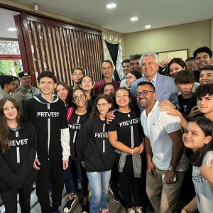 Governador Ronaldo Caiado visita Colgio Prevest